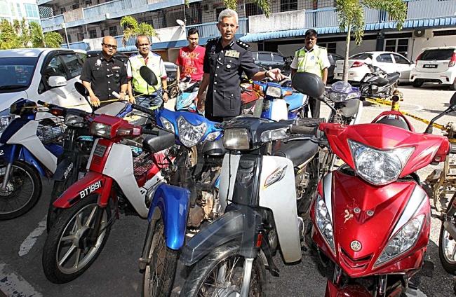 Lelongan Motosikal di Balai Polis Tawau?